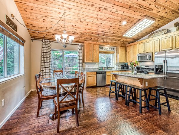 Yosemite Area Home 1029075