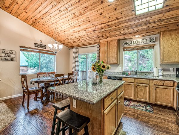 Yosemite Area Home 1029075
