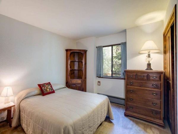 Yosemite Area Home 1029085