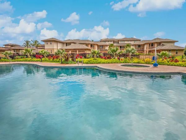 Poipu Golf Course View Condo, Shared Pool & Hot Tub