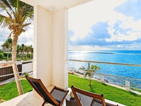 Luxury Beachfront Vacation Home in Anguilla Six Bedroom