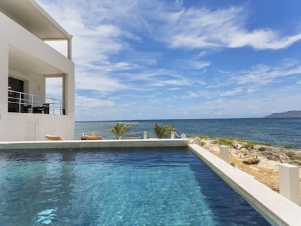 Luxury Beachfront Vacation Home in Anguilla Six Bedroom