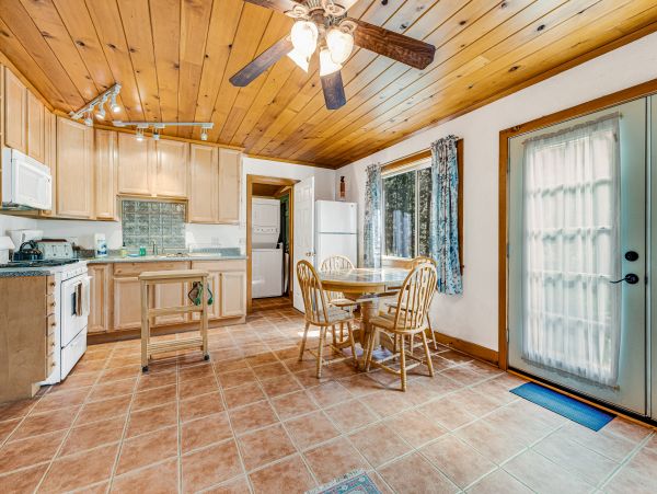 Yosemite Area Home 1029095