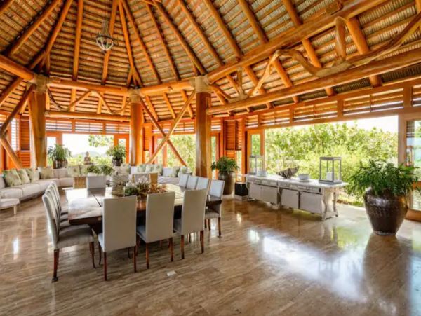 Luxury Six Bedroom Vacation Villa in Dominican Republic