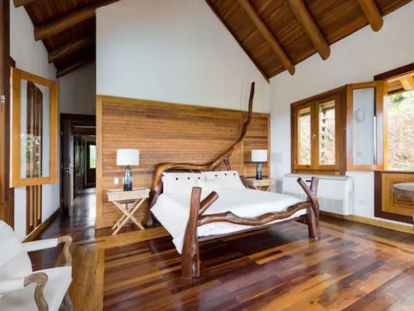 Luxury Six Bedroom Vacation Villa in Dominican Republic
