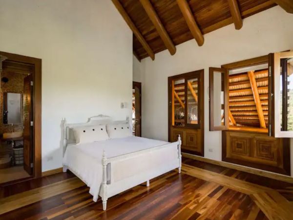 Luxury Six Bedroom Vacation Villa in Dominican Republic