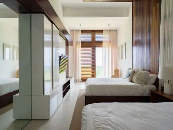 Luxury Six Bedroom Vacation Villa in Dominican Republic