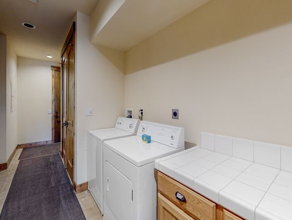Yosemite Area Home 1029100