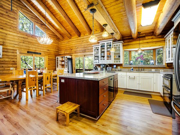 Yosemite Area Home 1029108