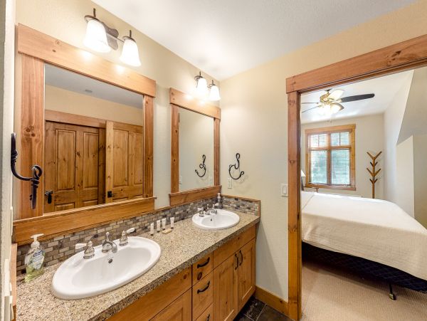 Yosemite Area Home 1029114