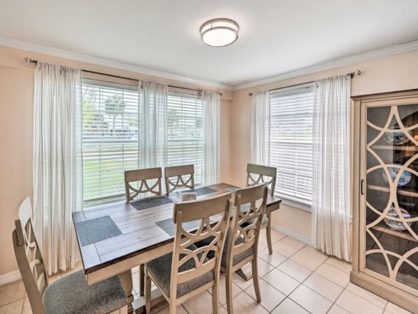 Charming 3 Bedroom Vacation Home in Naples