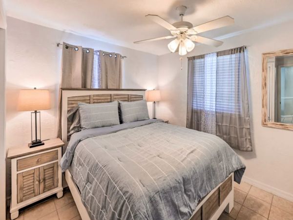 Charming 3 Bedroom Vacation Home in Naples