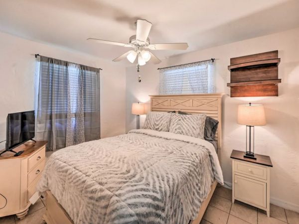 Charming 3 Bedroom Vacation Home in Naples