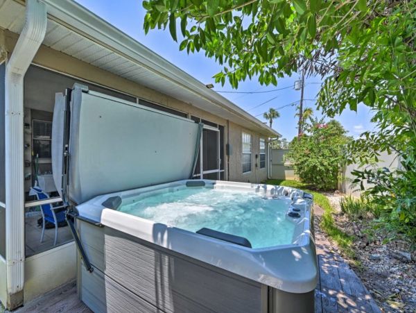 Charming 3 Bedroom Vacation Home in Naples