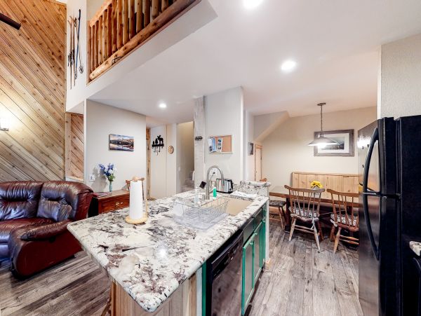 Yosemite Area Home 1029117