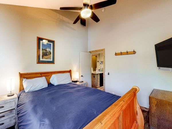 Yosemite Area Home 1029117