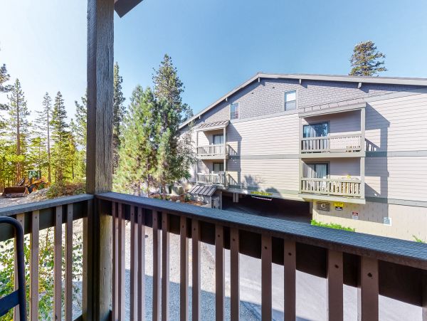 Yosemite Area Home 1029117