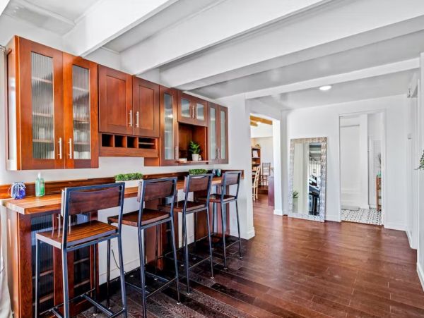 Ocean View Four Bedroom Vacation Home in Summerland