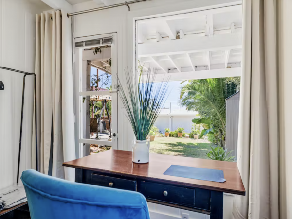Ocean View Four Bedroom Vacation Home in Summerland