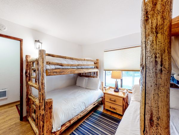 Yosemite Area Home 1029119