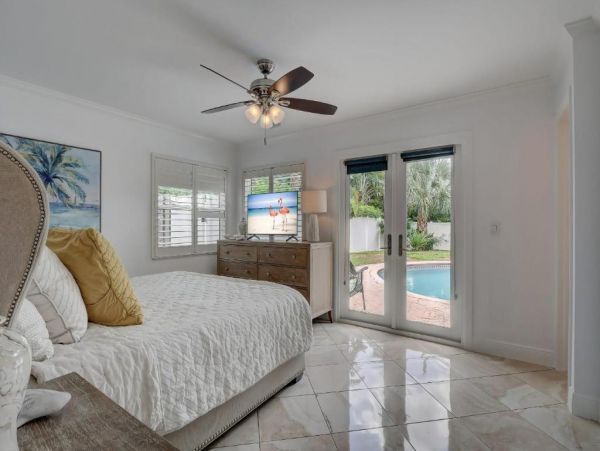 Naples Vacation Pool Home Three Bedroom