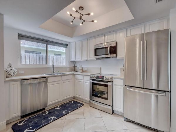 Naples Vacation Pool Home Three Bedroom