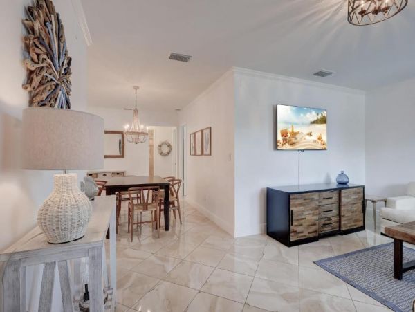 Naples Vacation Pool Home Three Bedroom