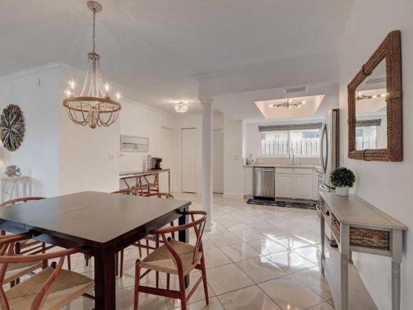 Naples Vacation Pool Home Three Bedroom