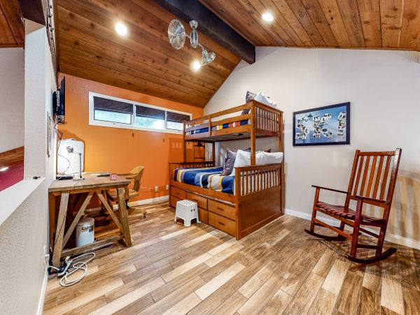 Yosemite Area Home 1029131
