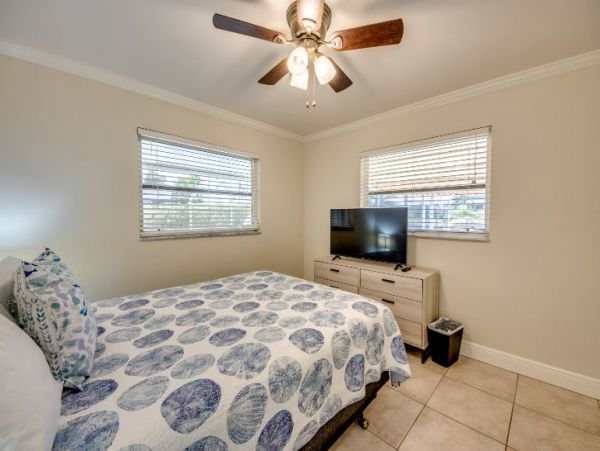 Cape Coral Vacation Pool Home Four Bedroom