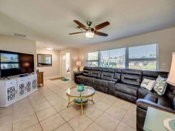 Cape Coral Vacation Pool Home Four Bedroom