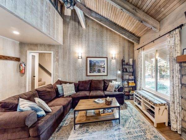 Yosemite Area Home 1029137