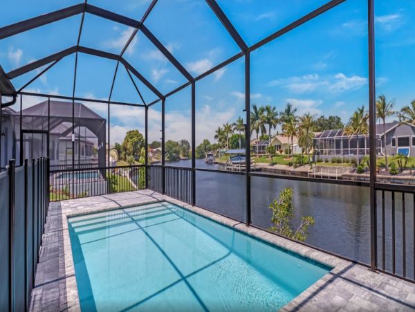 Beautiful 3 Bedroom Home in Cape Coral Sleeps 8