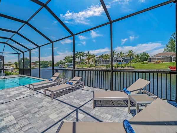 Beautiful 3 Bedroom Home in Cape Coral Sleeps 8