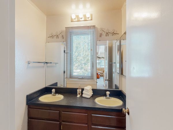 Yosemite Area Home 1029143