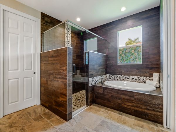 Luxury Canalfront Home in Cape Coral with Pool and Boat Dock