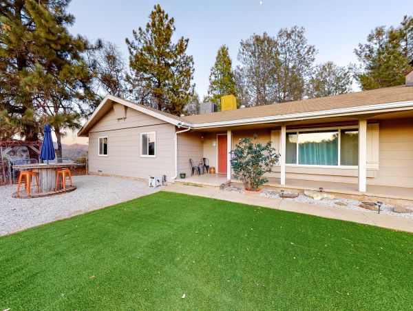 Yosemite Area Home 1029149