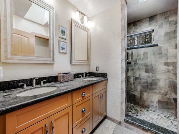 Yosemite Area Home 1029152