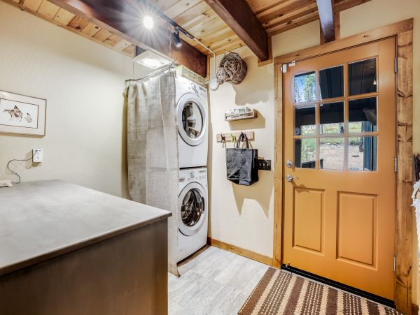 Yosemite Area Home 1029152
