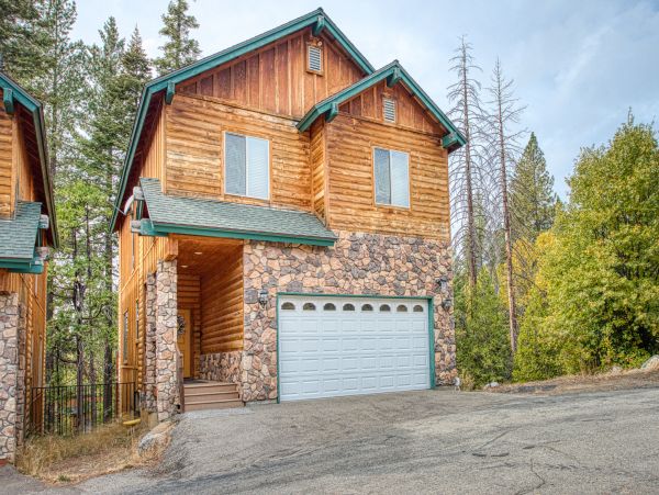 Yosemite Area Home 1029156