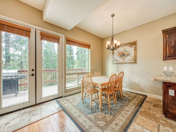 Yosemite Area Home 1029156