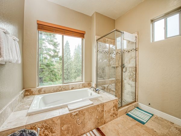 Yosemite Area Home 1029156