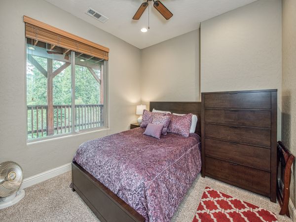 Yosemite Area Home 1029156