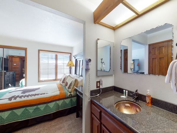 Yosemite Area Home 1029171