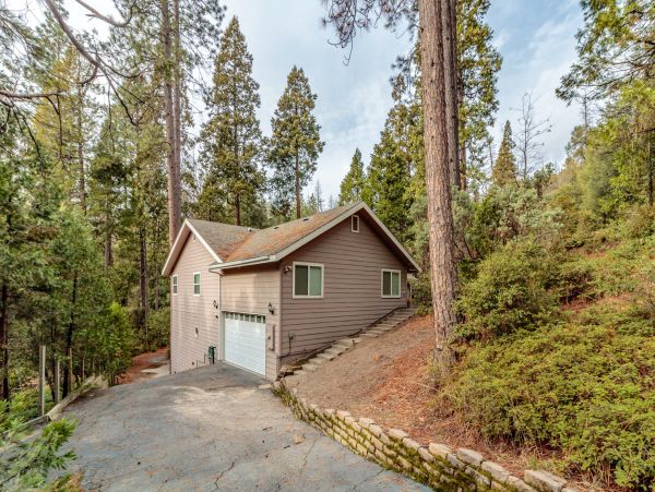 Yosemite Area Home 1029172