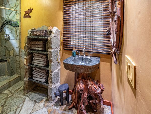 Yosemite Area Home 1029180