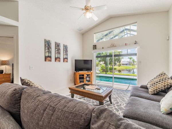 Anna Maria Island Holmes Beach Home 1029234