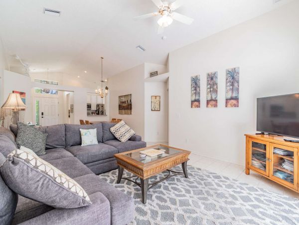 Anna Maria Island Holmes Beach Home 1029234