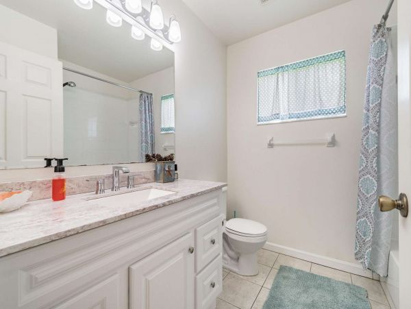 Anna Maria Island Holmes Beach Home 1029234