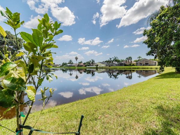 Anna Maria Island Holmes Beach Home 1029234